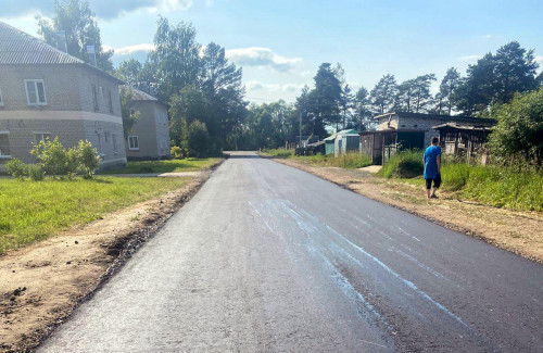Ремонтируется дорога к детскому саду в посёлке «Сосновый»