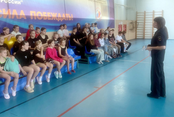 Профилактическая беседа по БДД в ДЮСШ