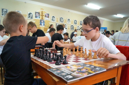 «Безграничные шахматы» в Угличе