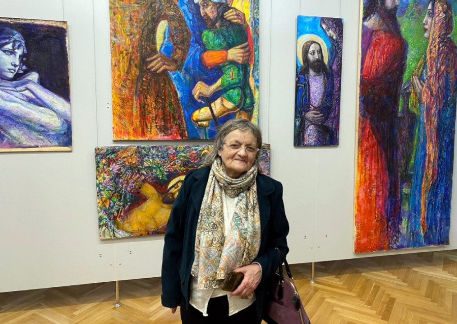 Открыта яркая выставка живописи московской художницы Маргариты Требогановой