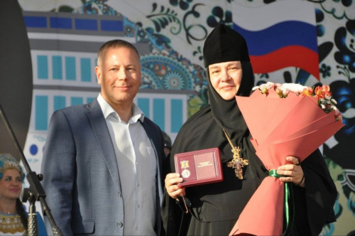 Игумения Антонине (Злотникова) удостоена медали «За труды во благо земли Ярославской»
