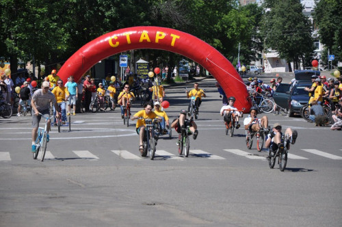 Приглашаем принять участие  в детских заездах на велосипедах ко Всероссийскому Дню молодежи