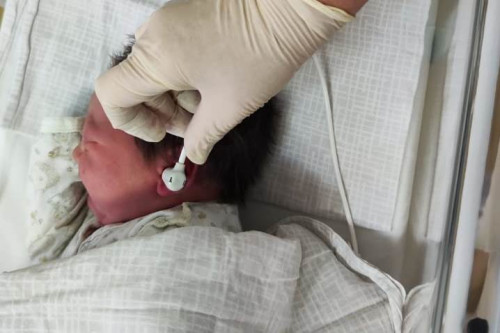 Новое оборудование для обследования новорожденных поступило в областной перинатальный центр