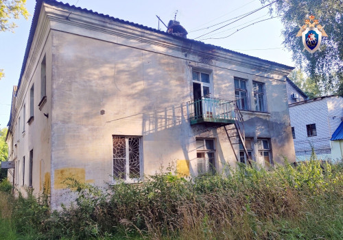 В Угличе по факту нарушения прав граждан, проживающих в аварийном доме, возбуждено уголовное дело