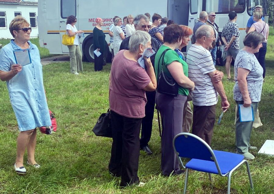 Жители Угличского района принимают участие в выездной диспансеризации