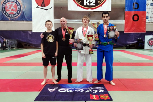 «Витязи» завоевали два золота на всероссийском турнире по кудо в Москве