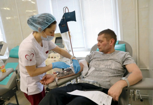 Почетные доноры в Ярославской области получают различные меры поддержки