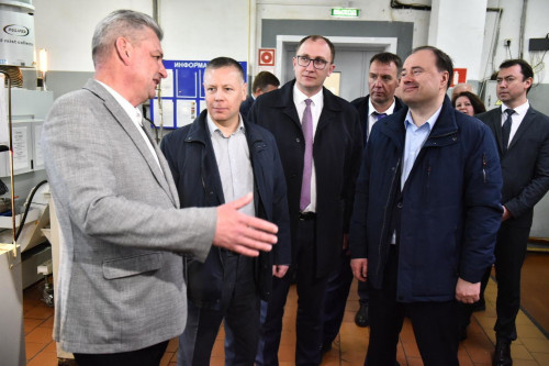 Губернатор Ярославской области ответил на вопросы работников завода «Техносила» по развитию Углича