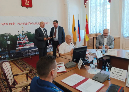 Три представителя сельскохозяйственного производства Угличского района награждены
