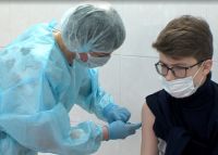 Прививки от коронавируса в Ярославской области уже сделали 217 подростков