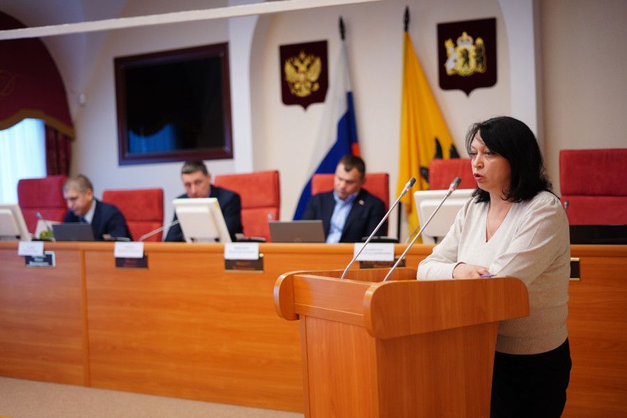 Областные депутаты обсудили использование ядохимикатов и минеральных удобрений в сельхозпроизводстве в Ярославской области