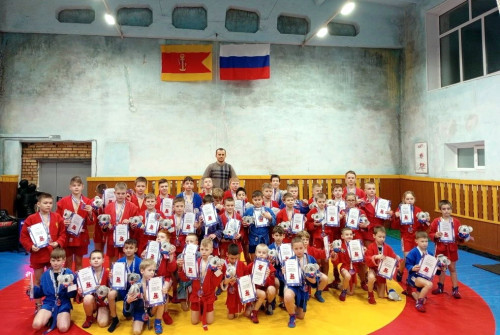 Новогодний турнир по борьбе самбо