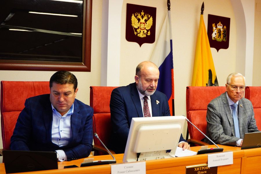 Александр Гончаров: «Мы должны рассматривать исполнение бюджета за I полугодие исходя из экономического положения дел в стране»