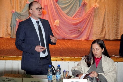 Глава Угличского округа Илья Филипцов провёл встречу с жителями села Покровское