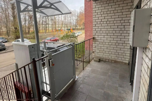 Жилые дома в восьми округах Ярославской области оборудуют пандусами для инвалидов