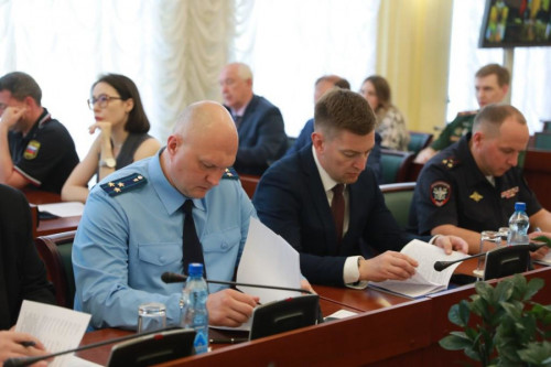 Обеспечение антитеррористической защищенности в регионе обсудили в Правительстве области
