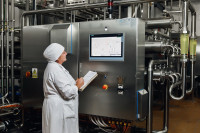 Линию производства органических сыров запускают на Угличском сыродельно-молочном заводе