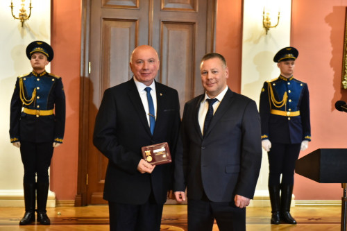 Губернатор вручил государственные и региональные награды жителям Ярославской области