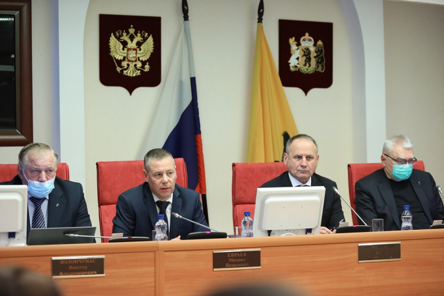 ​Михаил Евраев: «Бюджет региона будет направлен на поддержку людей»