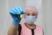 Вакцинация подростков от коронавирусной инфекции стартовала в Ярославской области