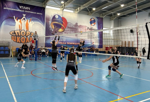 Открытое первенство МАОУ ДО ДЮСШ по волейболу среди девушек