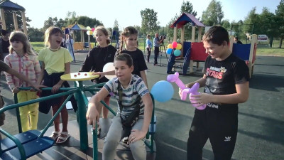 Открылись детские площадки