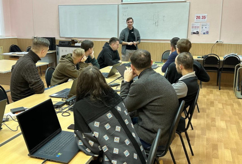 Сотрудников министерств и ведомств региона обучают управлению БПЛА