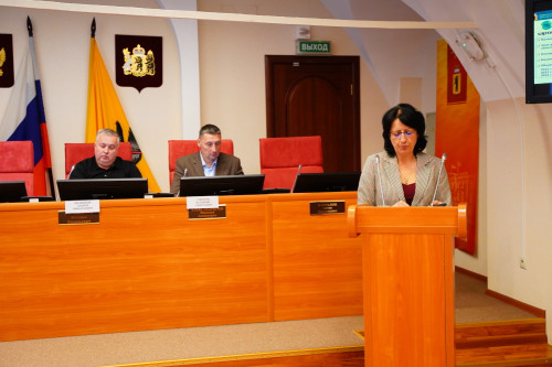 Профильный комитет рассмотрел вопрос обращения с твердыми коммунальными отходами на территории региона