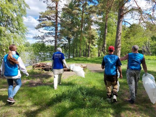 Волонтеры очистили берега Угличского водохранилища от мусора в рамках акции «Вода России»